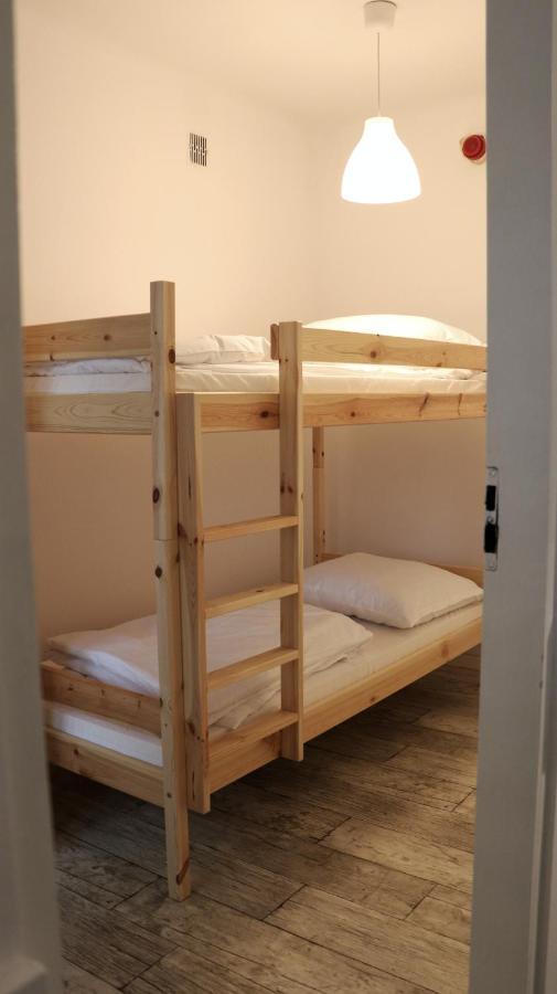 Sanera Hostel Warsawa Bagian luar foto