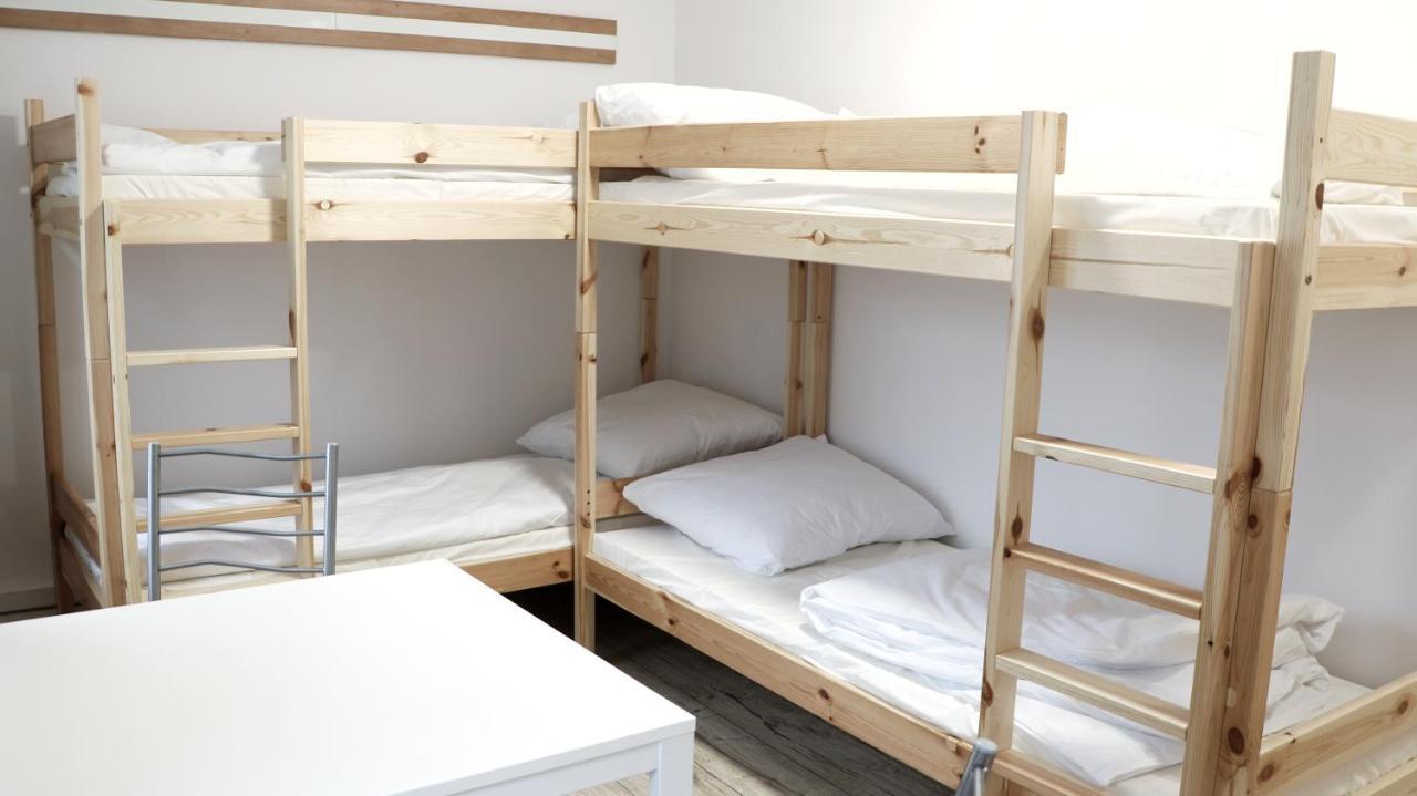 Sanera Hostel Warsawa Bagian luar foto